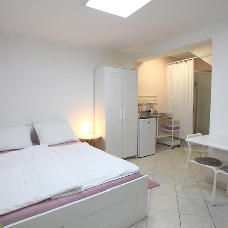 קופר City Room Apartment Date מראה חיצוני תמונה