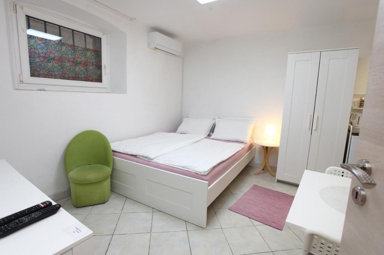 קופר City Room Apartment Date מראה חיצוני תמונה