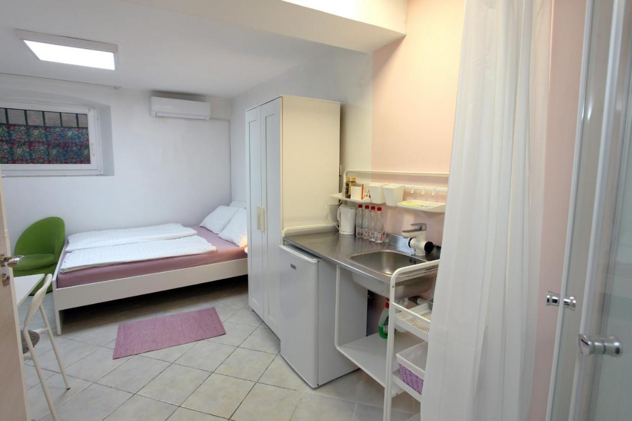 קופר City Room Apartment Date מראה חיצוני תמונה